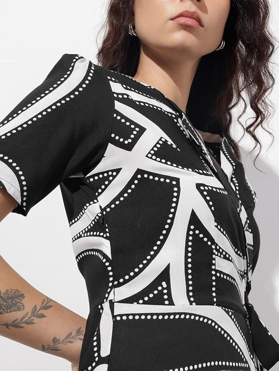 01. Divena Black Lepal Neck Abstract Print Rayon Midi Dres