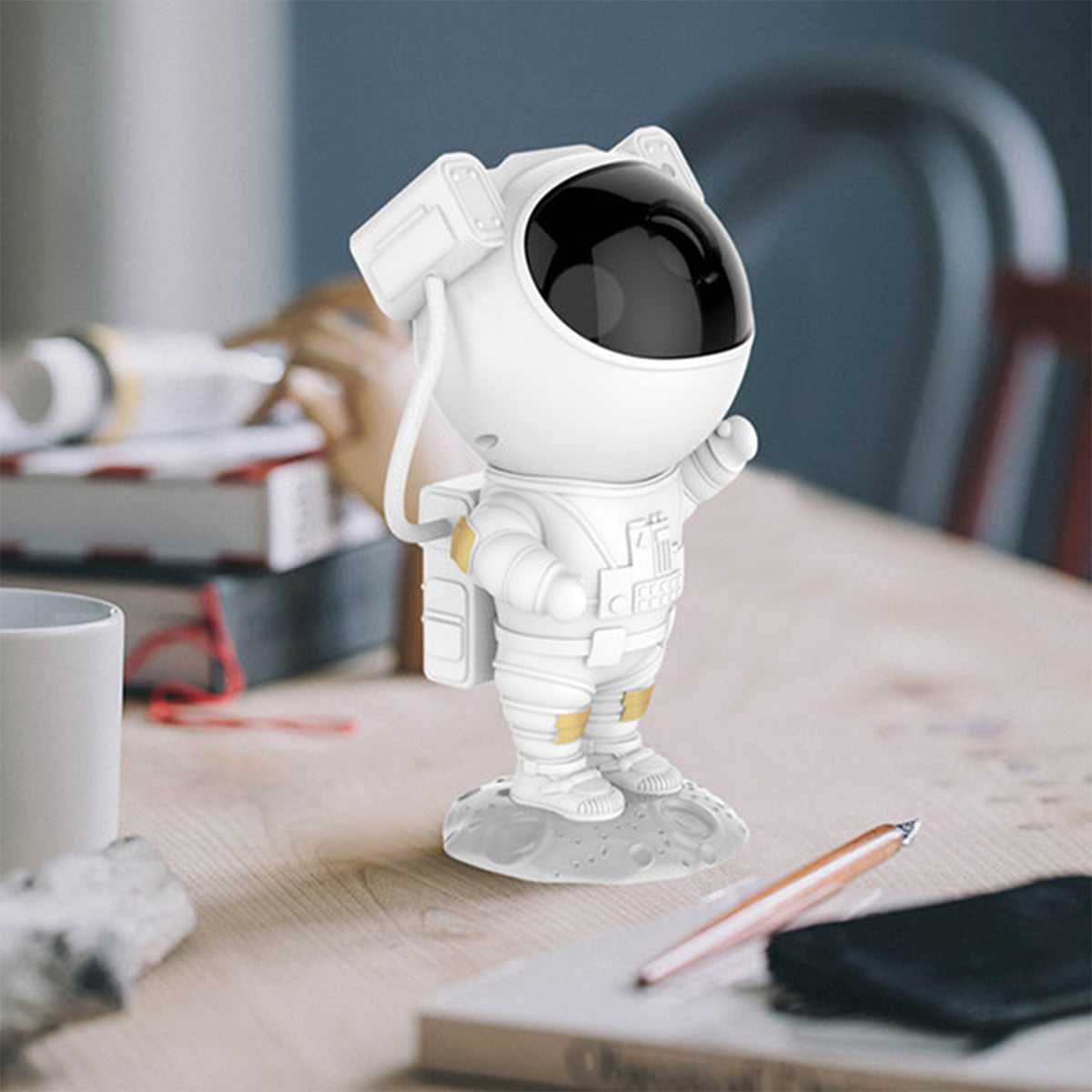 Astronaut Galaxy Projector â Starry Night Lamp | Play & Move
