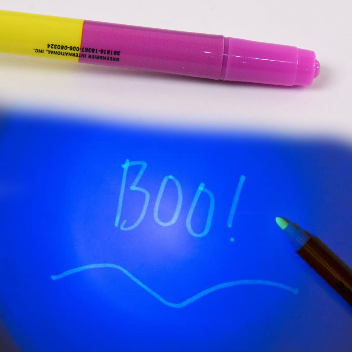 3-in-1 Ball Pen with Marker & LED Light â Multifunctional Writing Tool