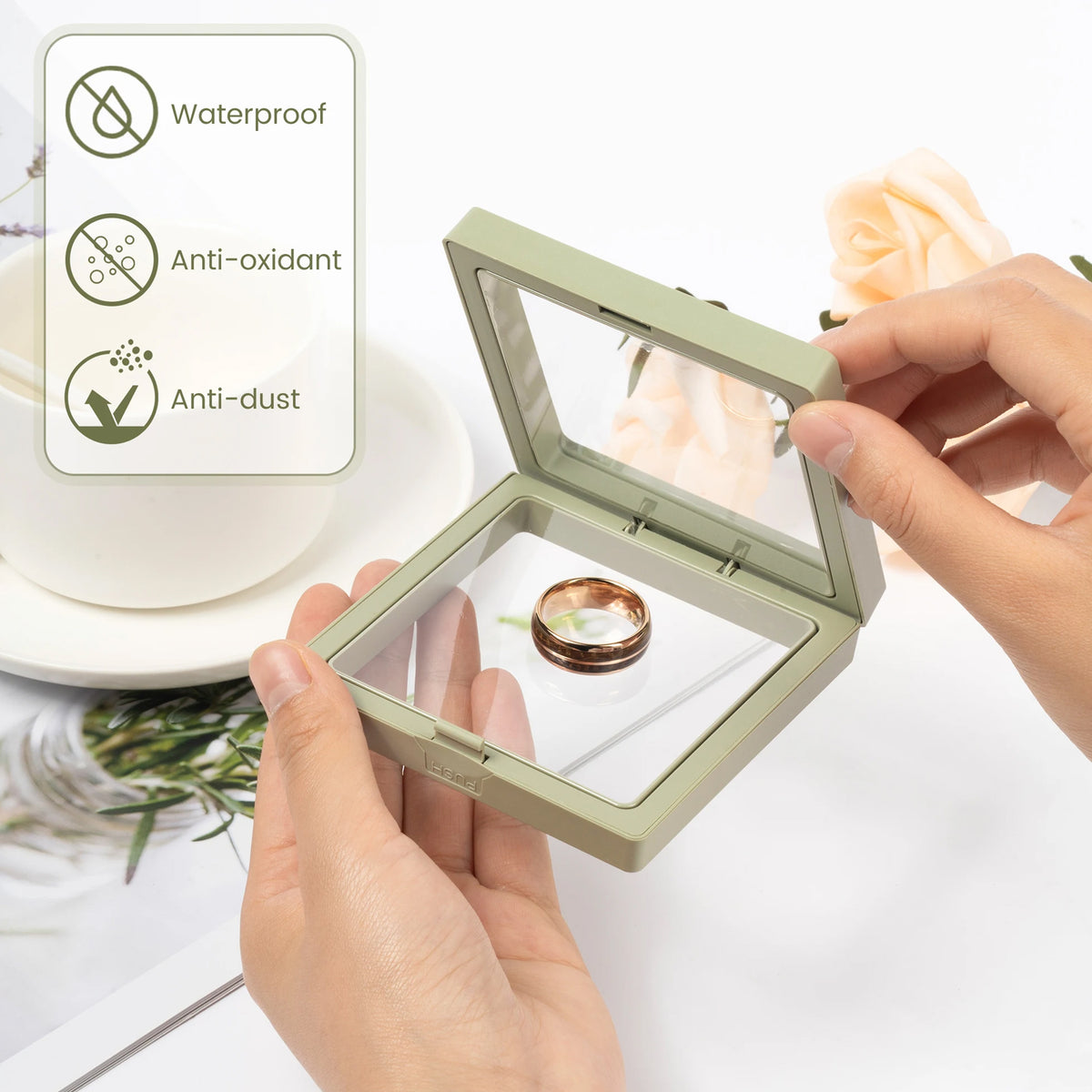3D Floating Jewelry Display Box â Clear Anti-Tarnish Protection