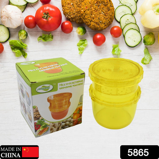 2-in-1 Manual Citrus Juicer & Grinder â Portable & Easy to Use