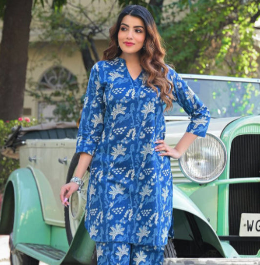 KALINI Women Floral Printed Cotton Kurta with Trousers