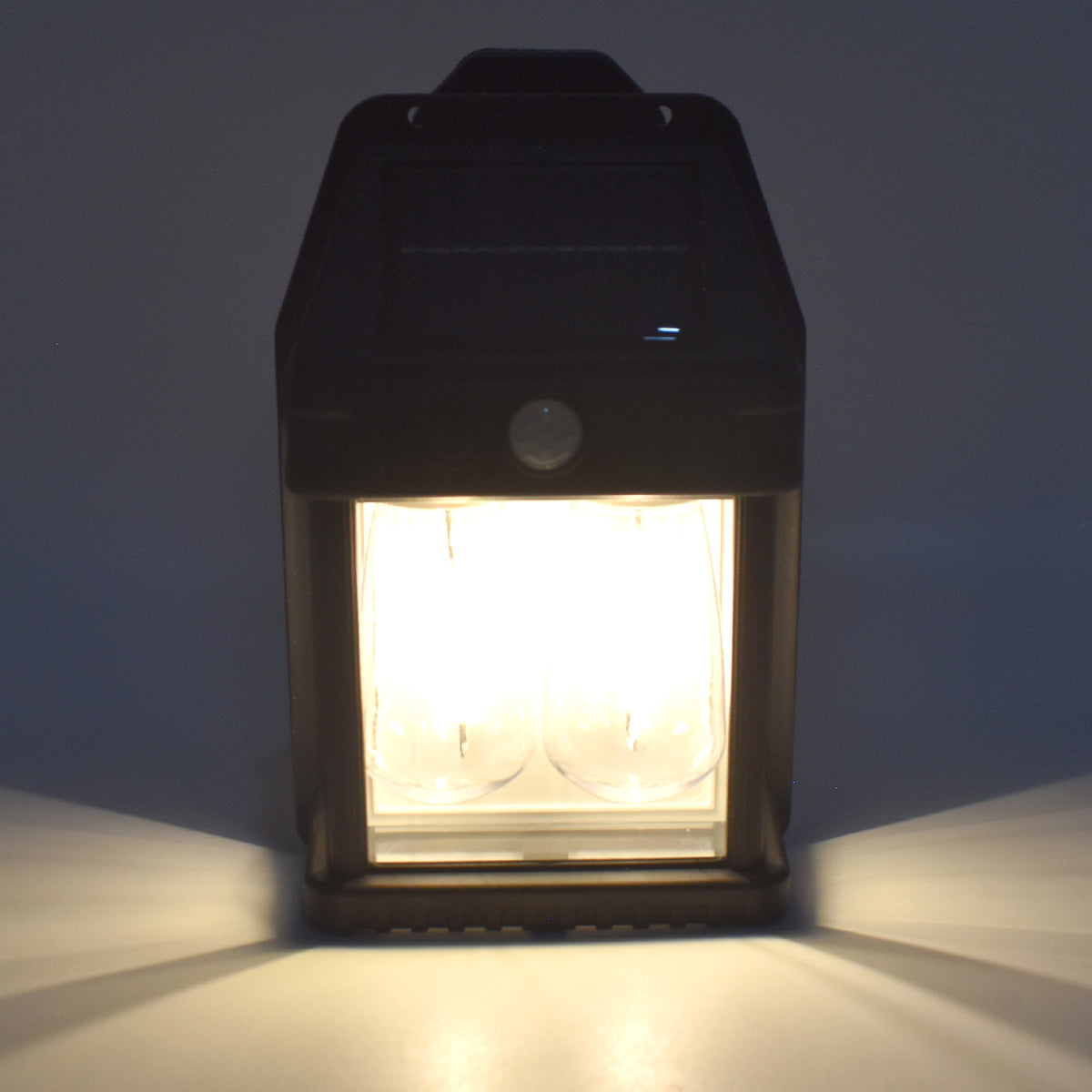 18W Solar Wall Double Light â Motion Sensor & Dual Modes