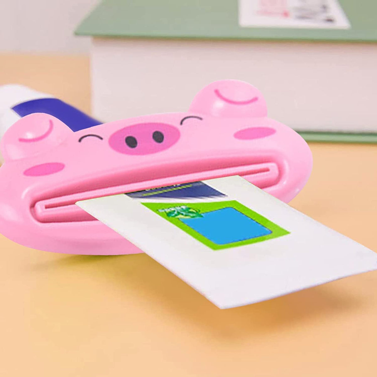 Animal Toothpaste Tube Squeezer â Easy and Eco-Friendly Dispensing