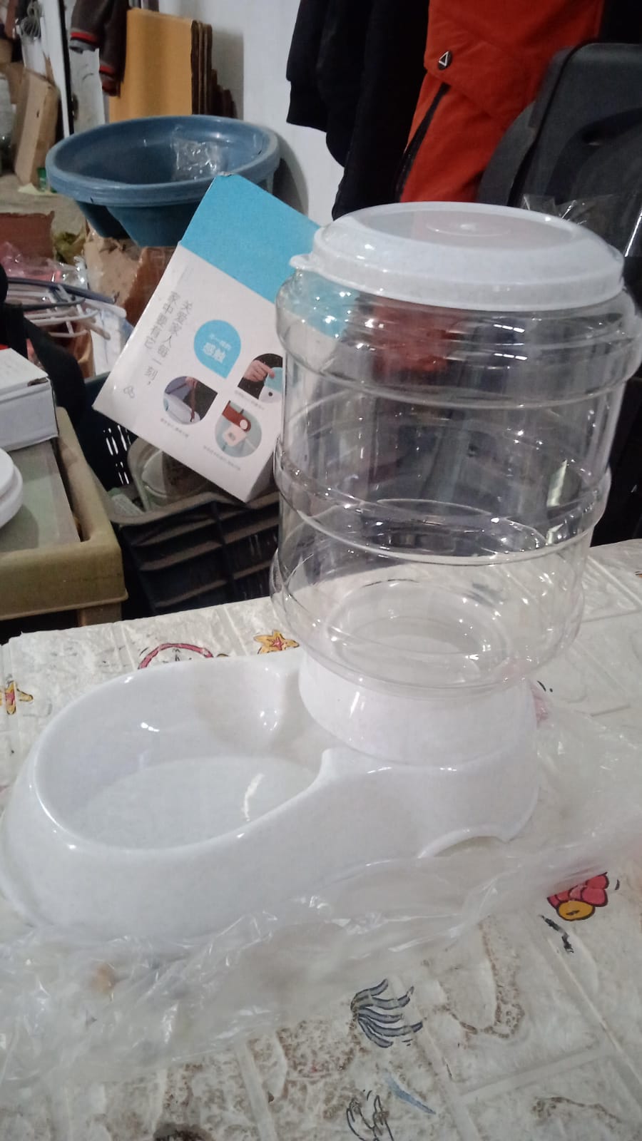 Automatic Pet Food Dispenser â Gravity Self-Feeder | Waggy Tales
