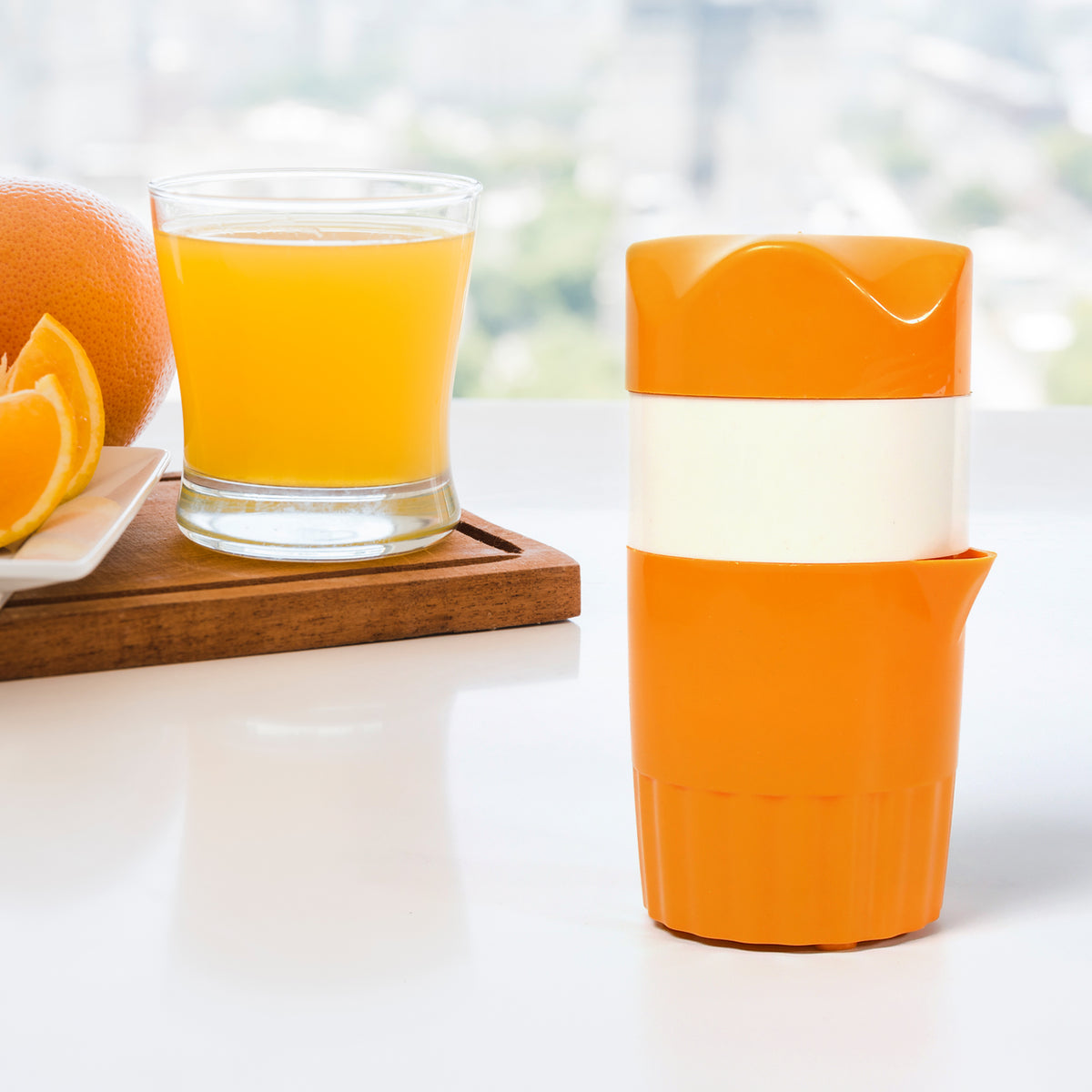 Manual Handheld Citrus Juicer â Fresh Juice Maker | Dabster